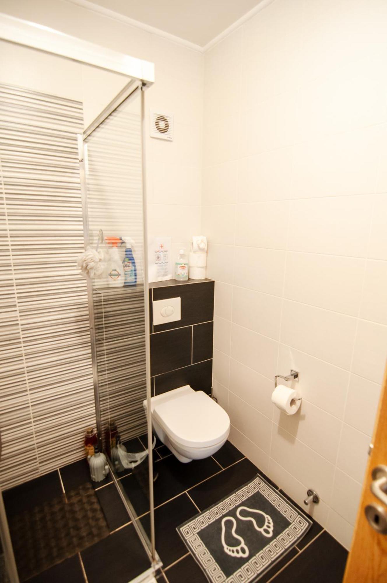Apartments Iva Tivat Exterior photo