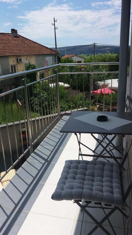 Apartments Iva Tivat Exterior photo